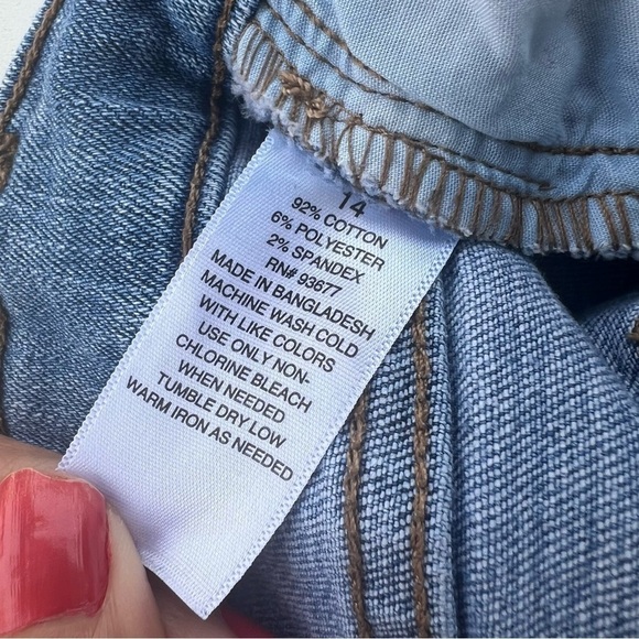 Ana, high-rise skinny jeans size 14 - Picture 6 of 9